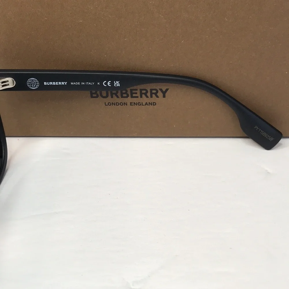 💯- Authentic New Sunglasses Burberry BE 4396 U 346487 Wren Matte Black Dark…